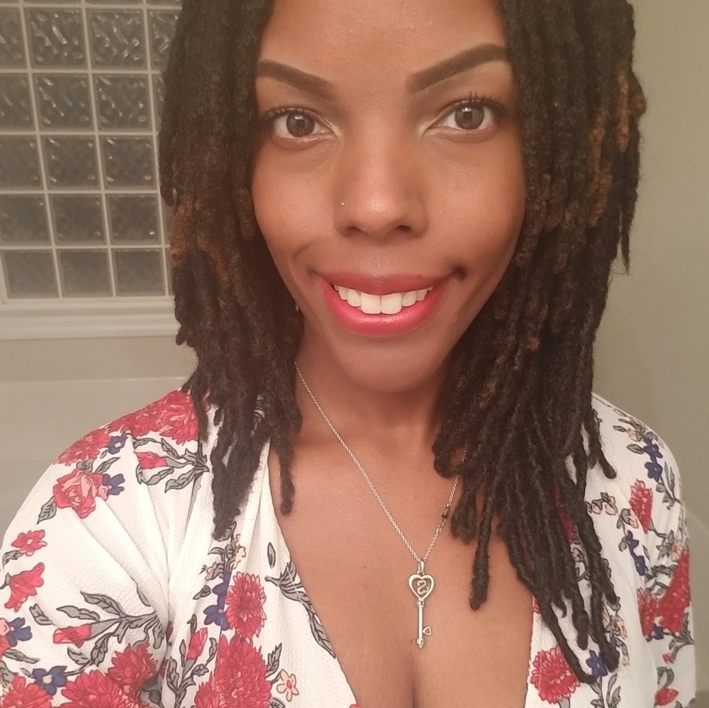 Meet your Posher, Brittany